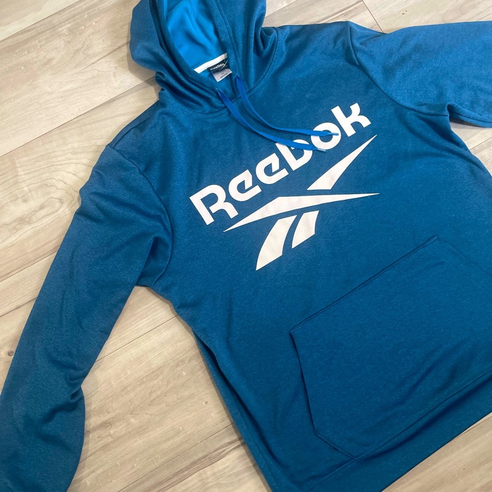 Reebok sweatshirt
